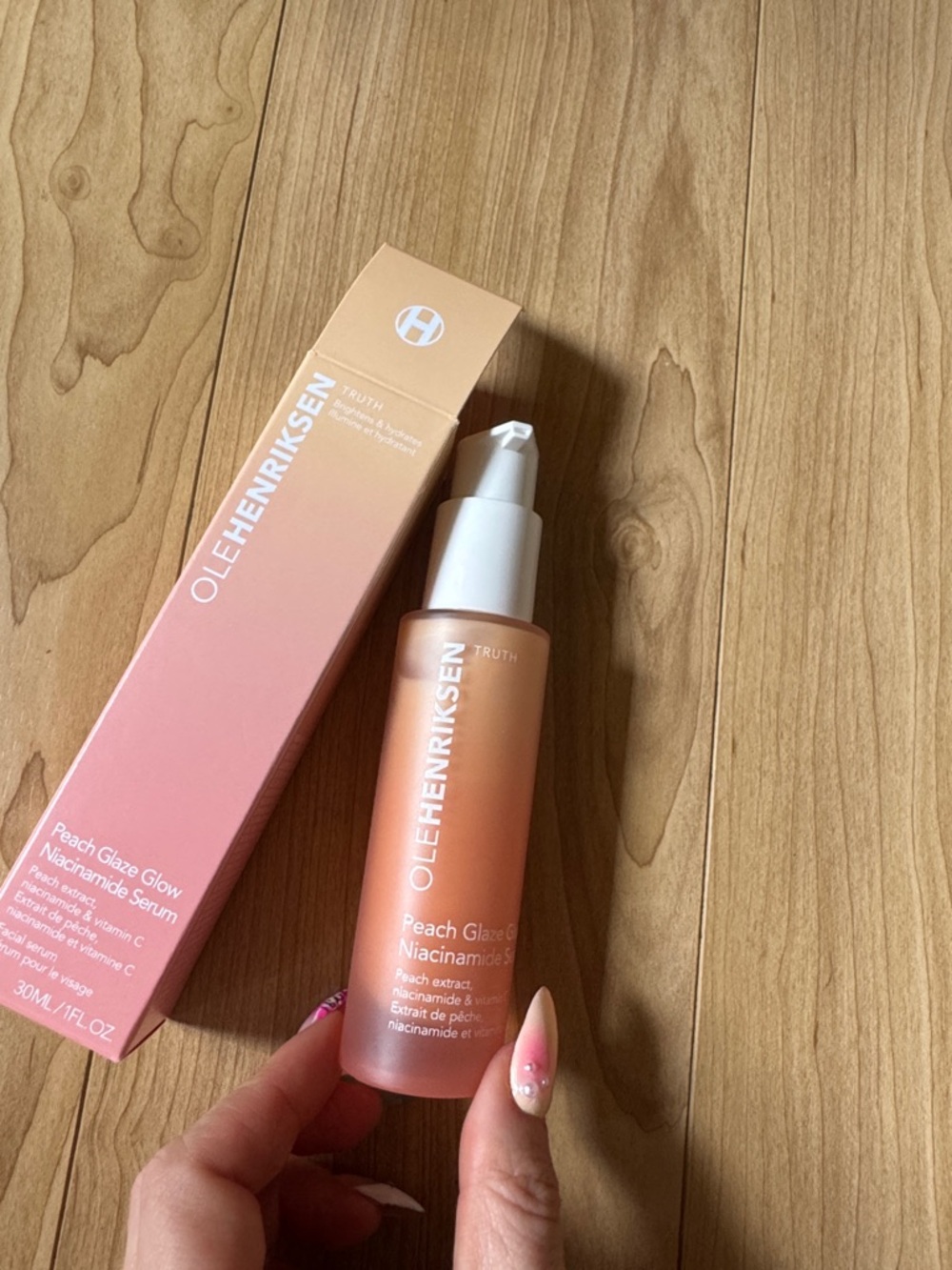 OLE HENRIKSEN Peach Glaze Glow Serum